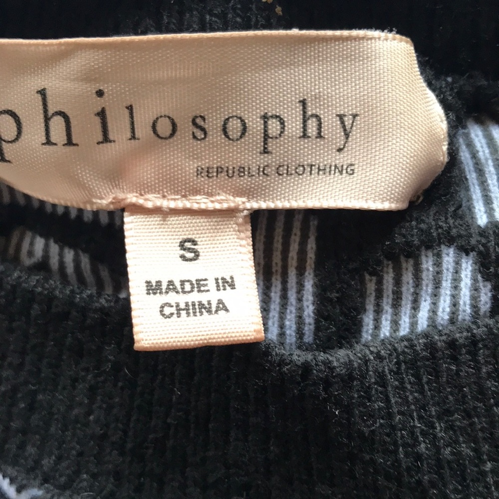 Textured Sweater - Picture 3 of 3